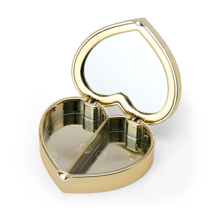 Hello Kitty Accessory Case with Mirror - Image 4