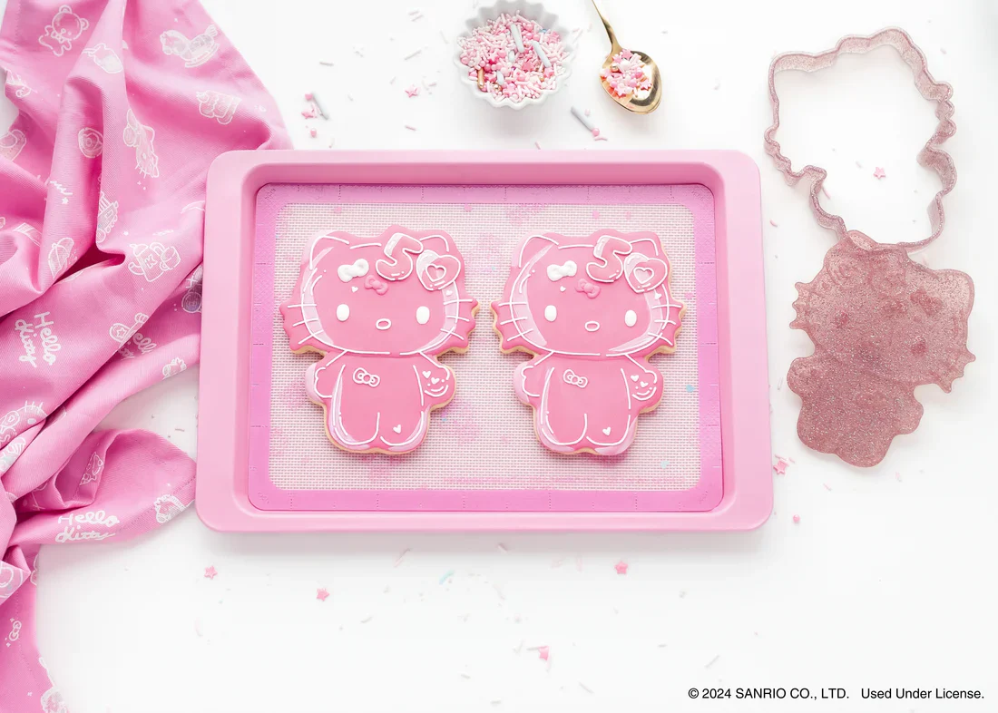 Hello Kitty 50th Anniversary Cookie Stamp and Cutter - Image 4