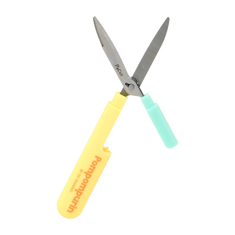 Pompompurin Checkered Portable Scissors - Image 3